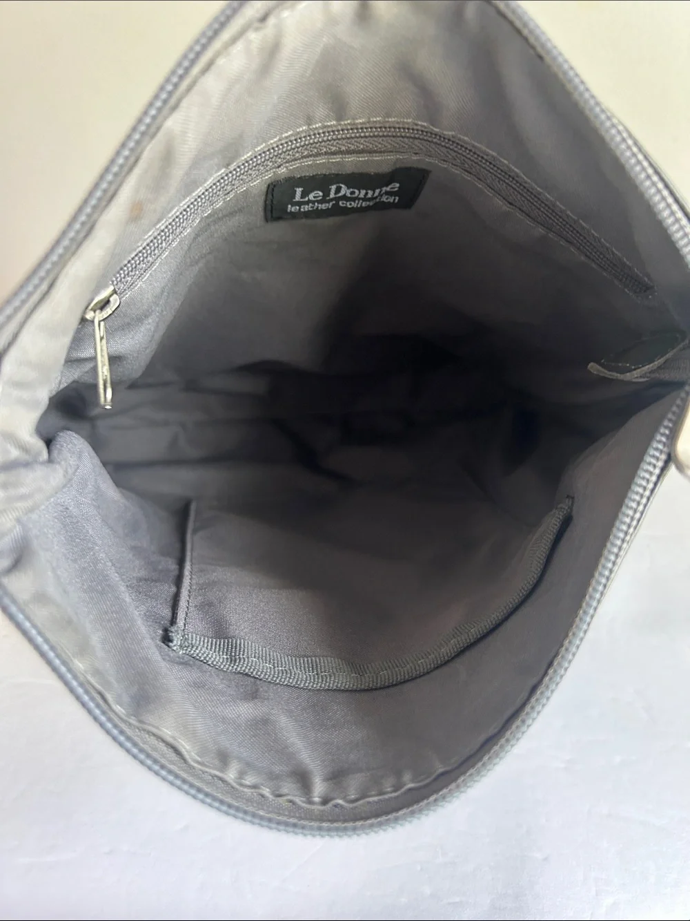 Le Donne Leather Crossbody Bag in Grey